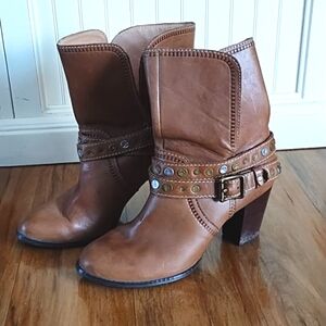 Fossil Harness Camel Leather Boots